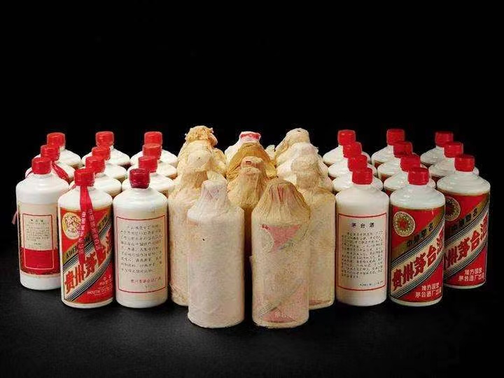 奉化日照岚山回收酒价格哪里回收(附近上门回收茅台酒）?